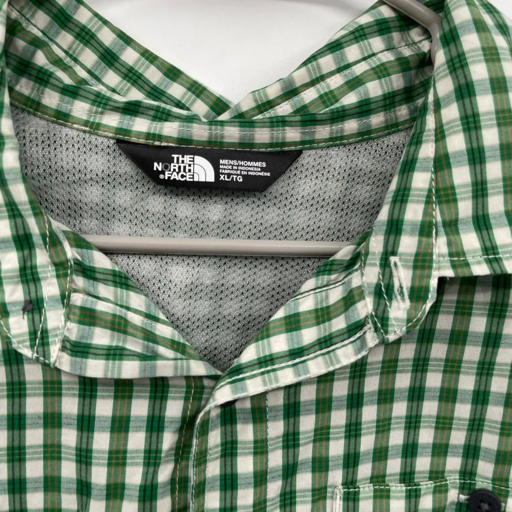 The North Face Mens XL‎ Green Gingham Plaid Long Sleeve Button Up Shirt
